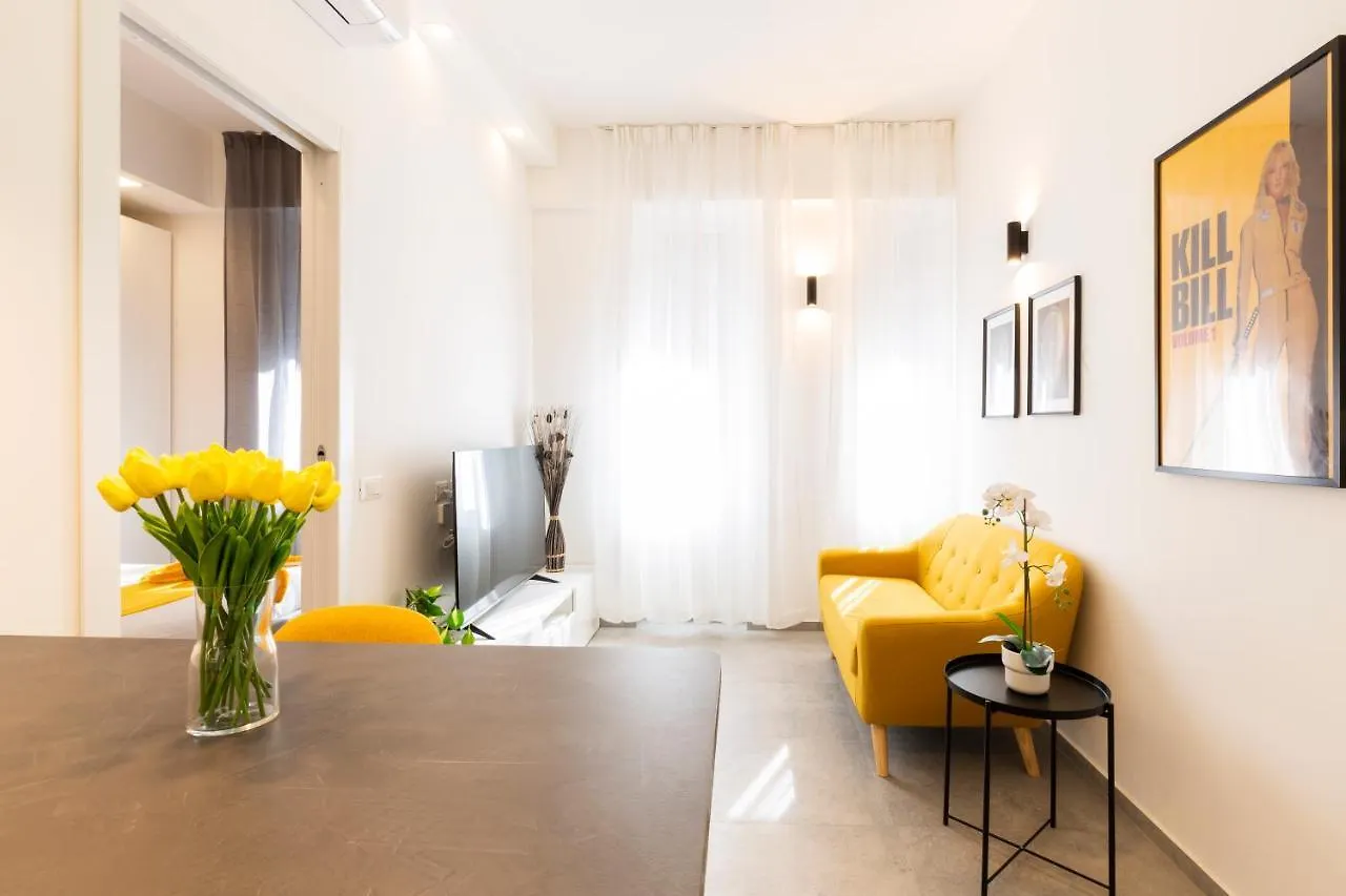 Apartment Biancospini 13 - Flower District Milan